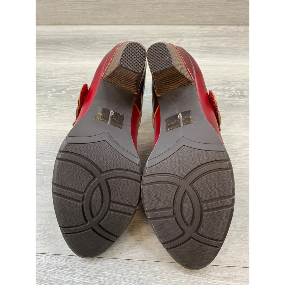 Red Floral Mary Jane Heels with Textured Strap - Picture 6 of 11